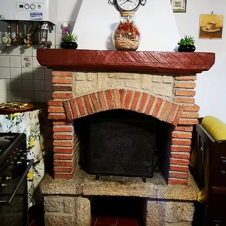 La Casina Rosa Di Umberto E Barbara Roccastrada