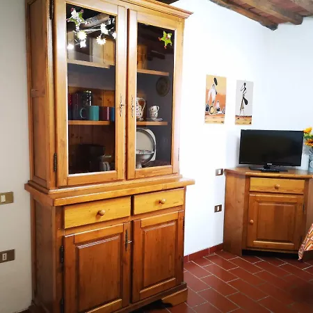 La Casina Rosa Di Umberto E Barbara Holiday home *