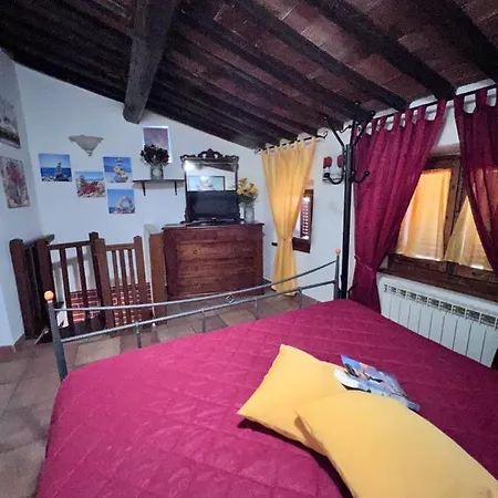 La Casina Rosa Di Umberto E Barbara *