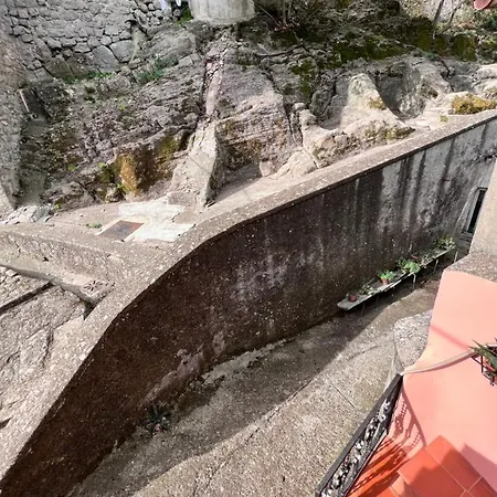 La Casina Rosa Di Umberto E Barbara *